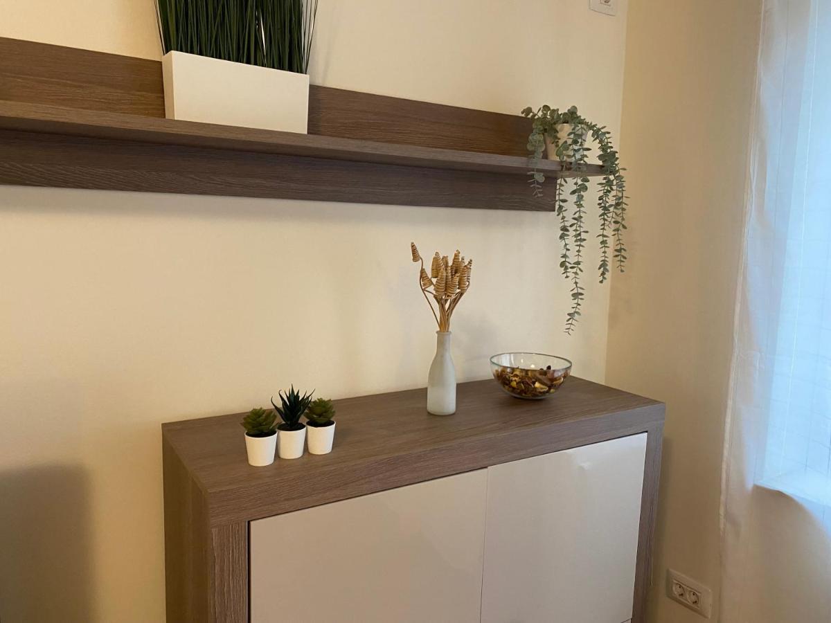 Downtown Apartment Boutique Green Garden Unirii Bukarest Exteriör bild