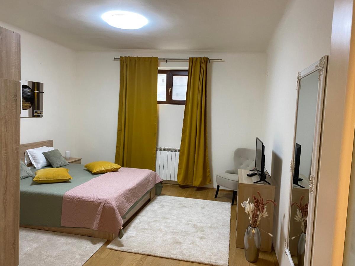 Downtown Apartment Boutique Green Garden Unirii Bukarest Exteriör bild