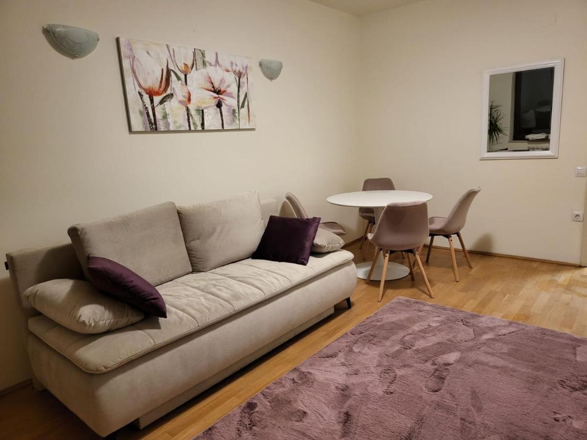 Downtown Apartment Boutique Green Garden Unirii Bukarest Exteriör bild