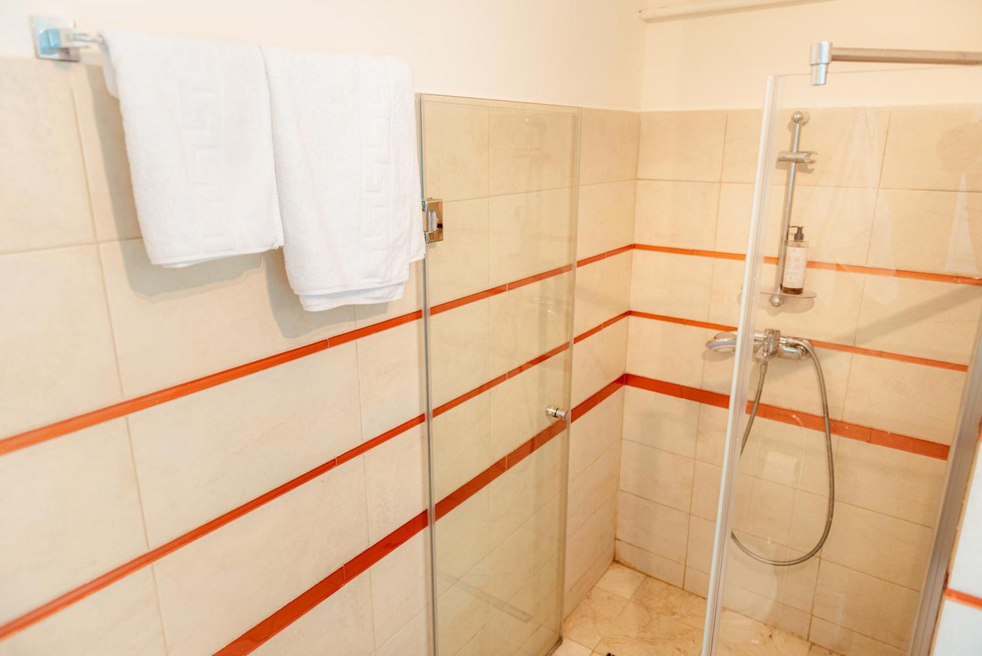 Downtown Apartment Boutique Green Garden Unirii Bukarest Exteriör bild